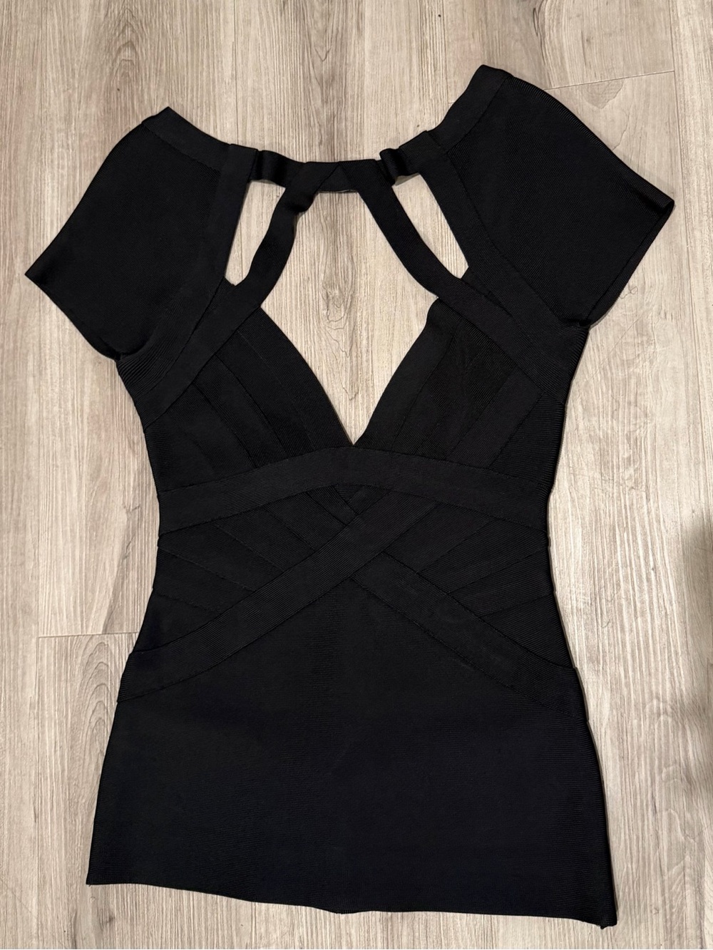 Herve Leger Bandage Top Black Size M Pristine Condition